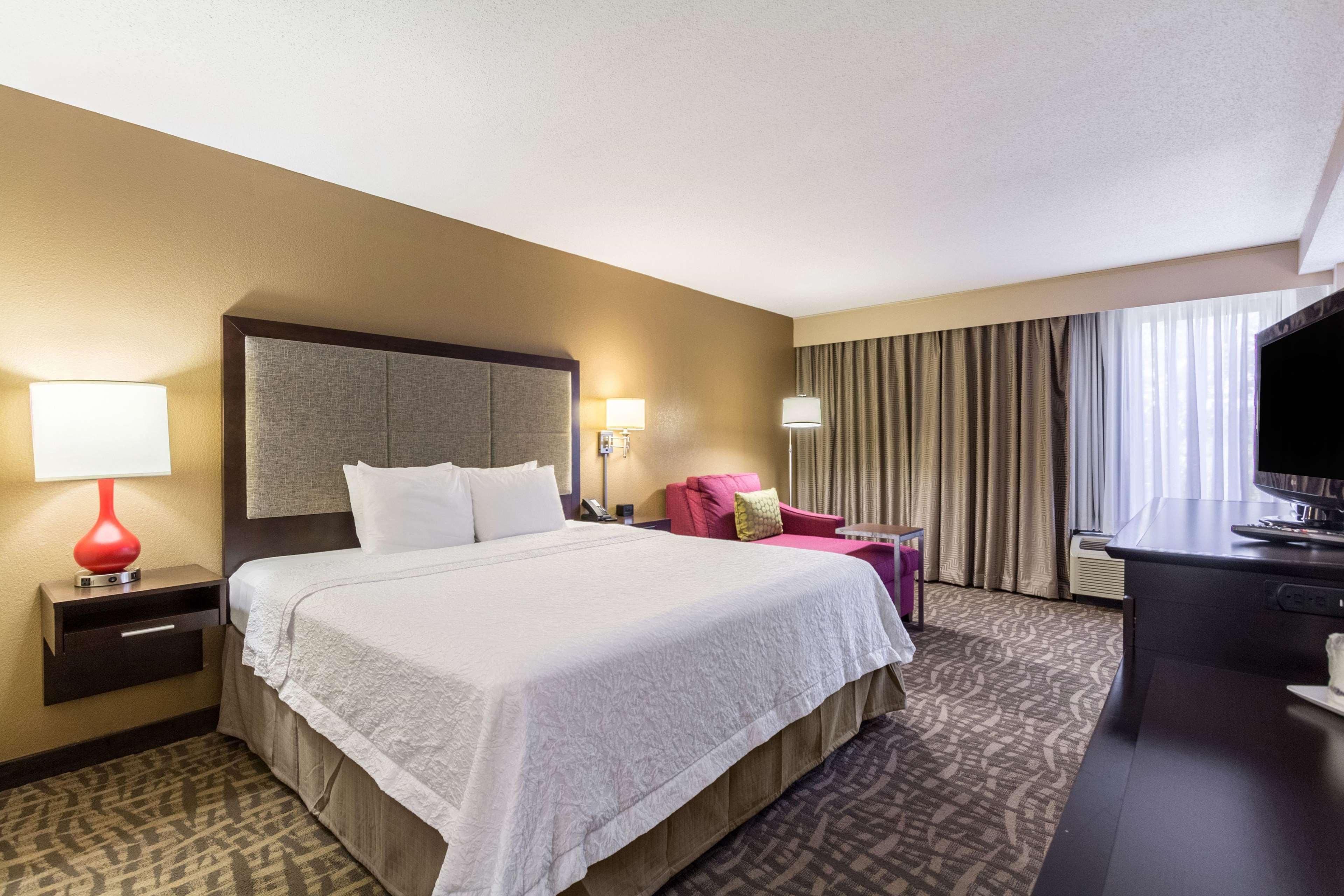 Hampton Inn Jackson Pearl Intrntl Airport מראה חיצוני תמונה