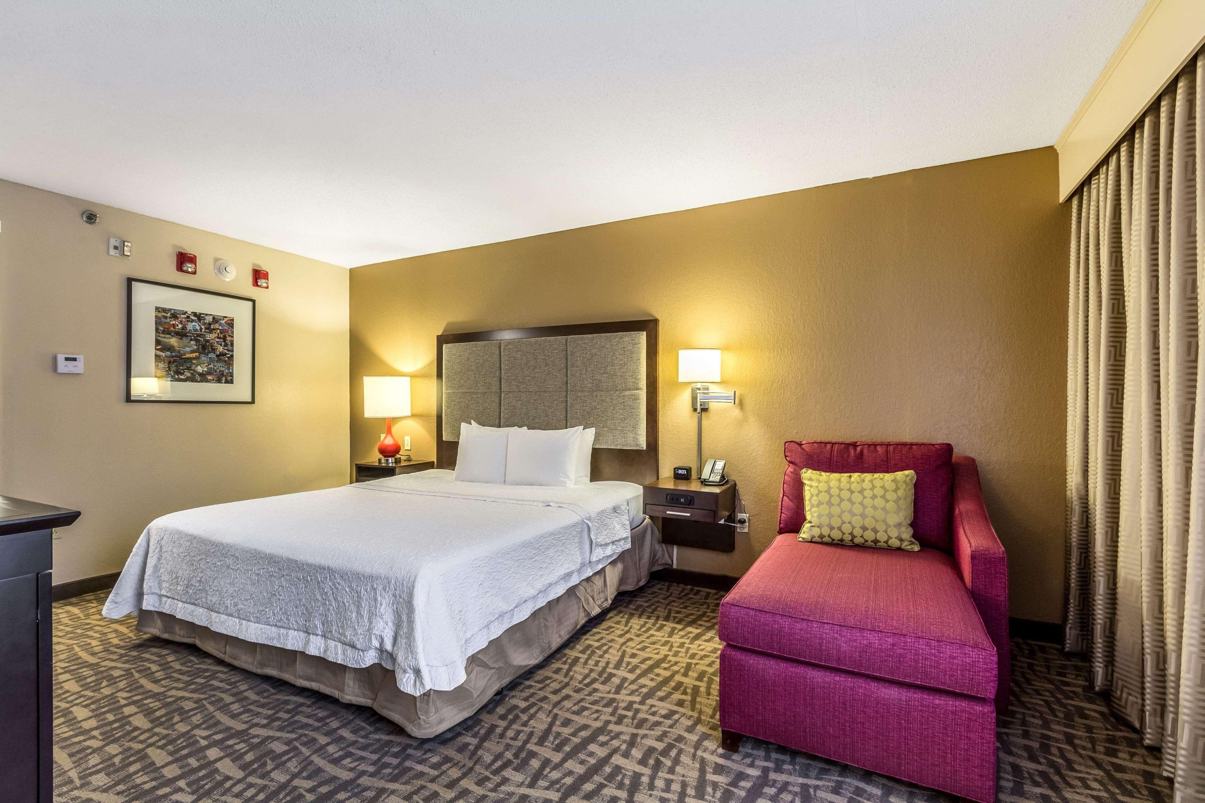 Hampton Inn Jackson Pearl Intrntl Airport מראה חיצוני תמונה