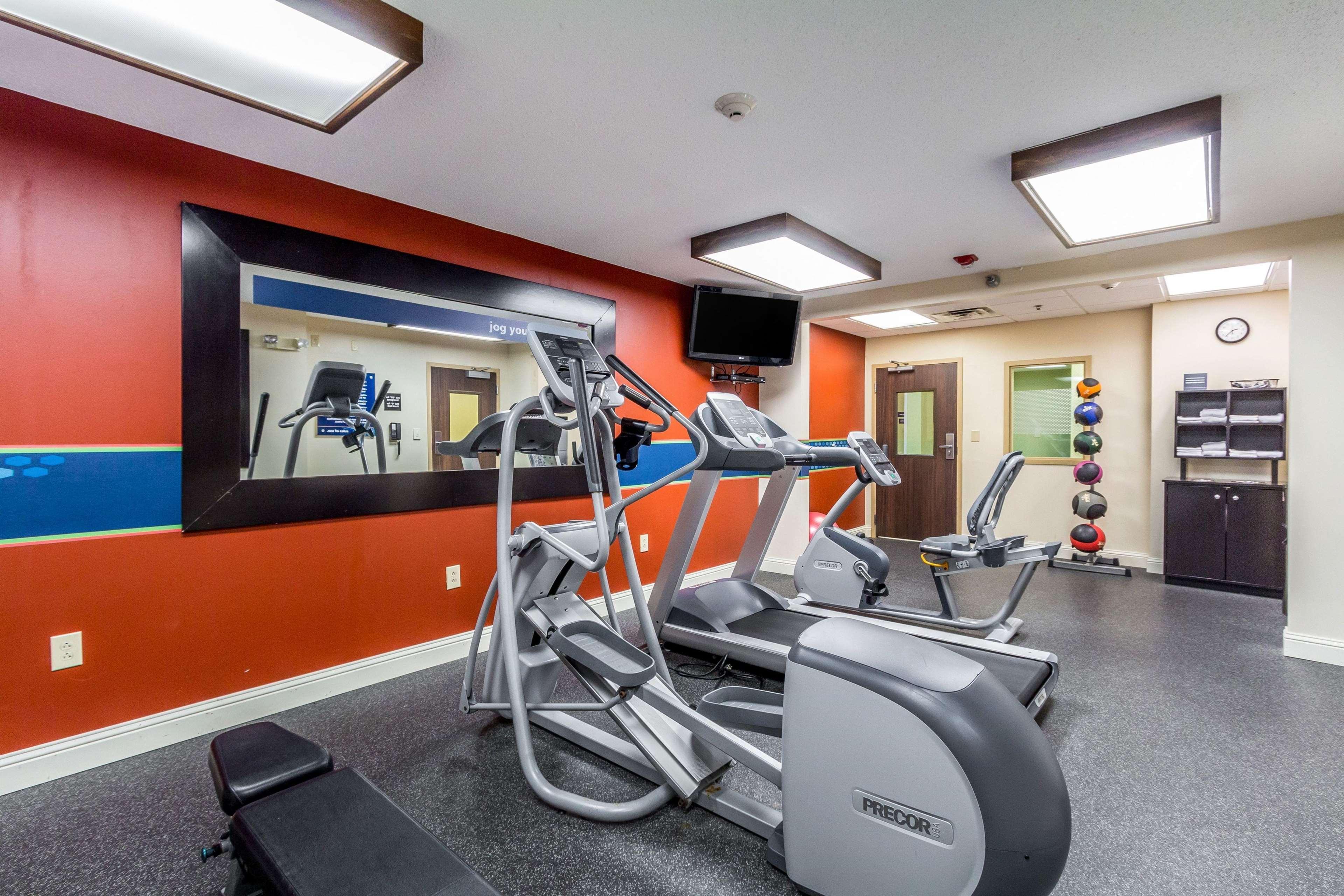 Hampton Inn Jackson Pearl Intrntl Airport מראה חיצוני תמונה