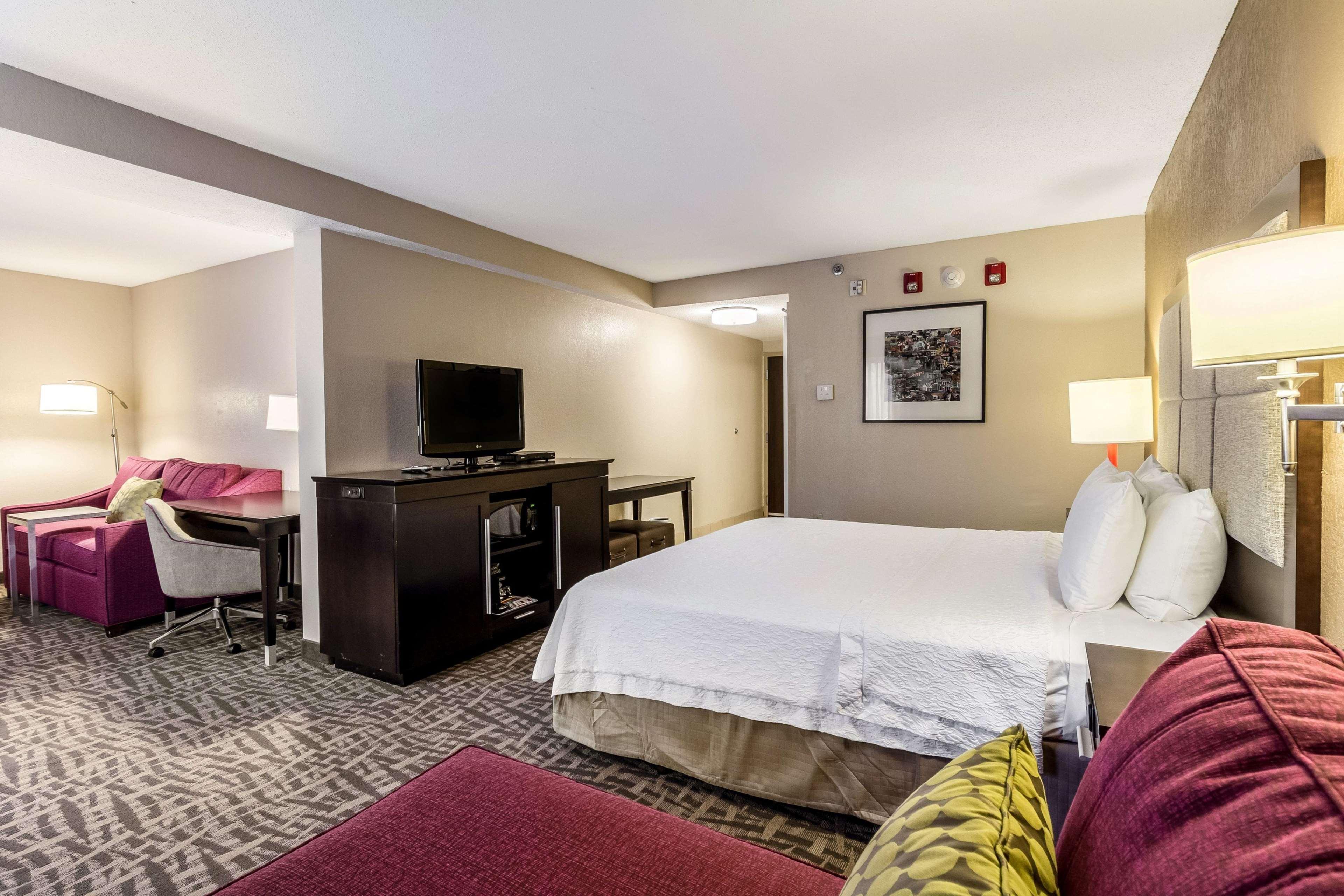 Hampton Inn Jackson Pearl Intrntl Airport מראה חיצוני תמונה