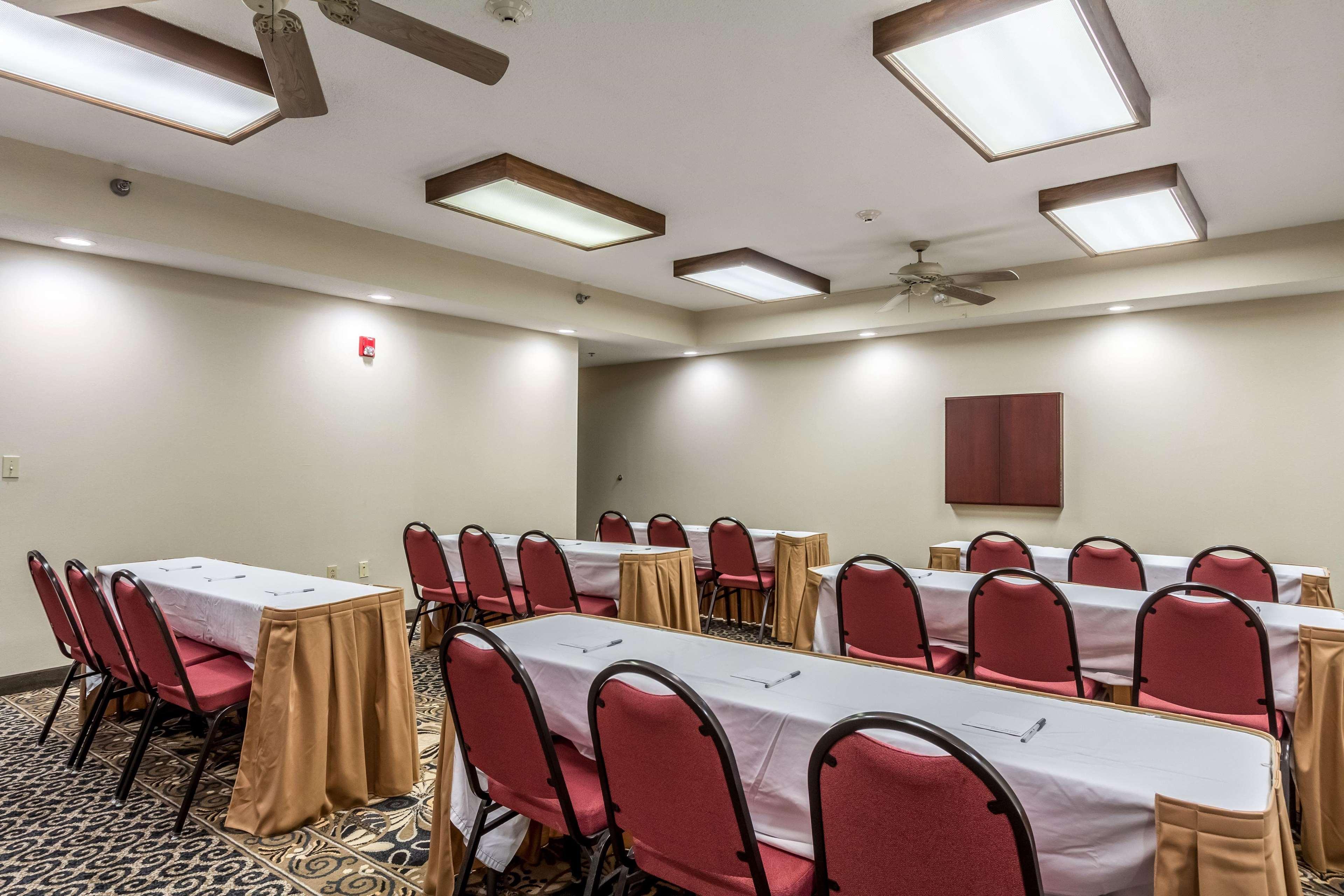 Hampton Inn Jackson Pearl Intrntl Airport מראה חיצוני תמונה